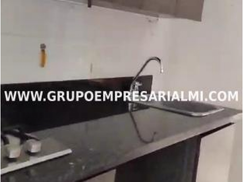 HERMOSO APARTAESTUDIO EN ARRIENDO - SECTOR LOS ALPES COD: 30379 — foto 2
