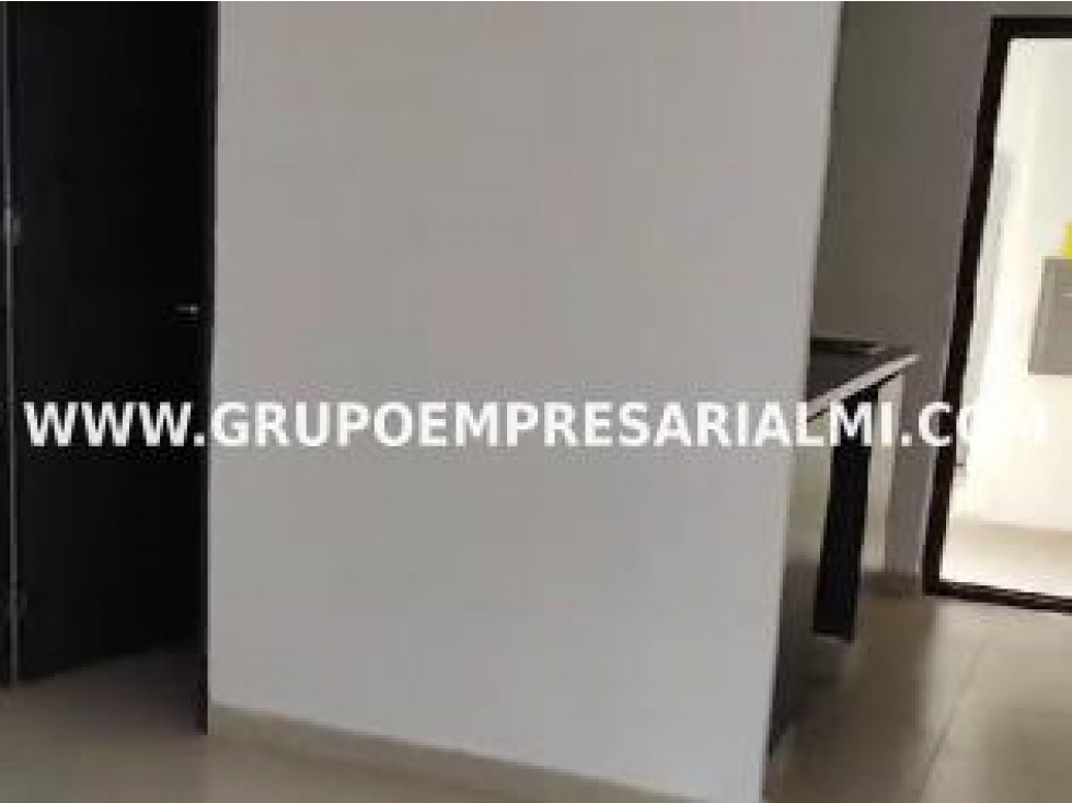 HERMOSO APARTAESTUDIO EN ARRIENDO - SECTOR LOS ALPES COD: 30379 — foto 3