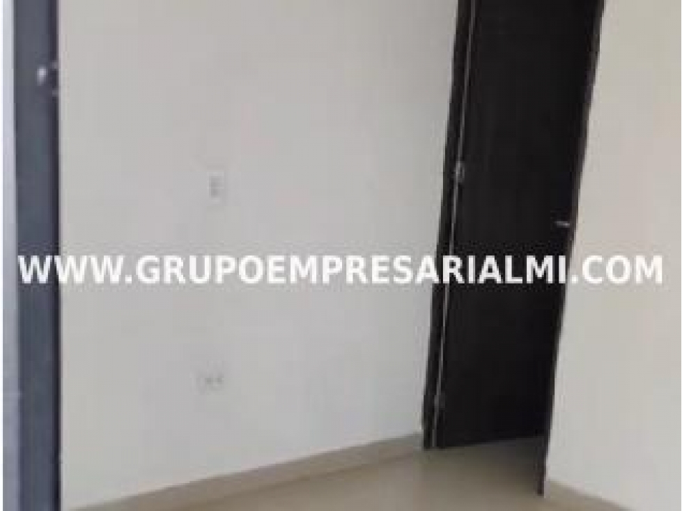 HERMOSO APARTAESTUDIO EN ARRIENDO - SECTOR LOS ALPES COD: 30379 — foto 5