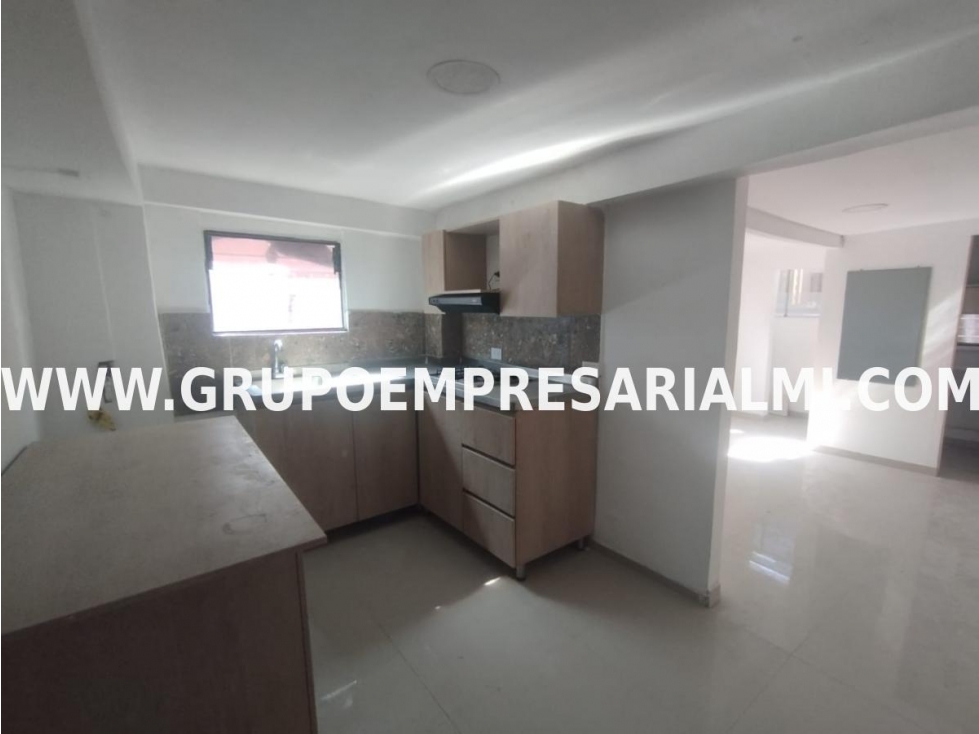 HERMOSO APARTAESTUDIO EN ARRIENDO - SECTOR SAN JOAQUÍN COD: 30538