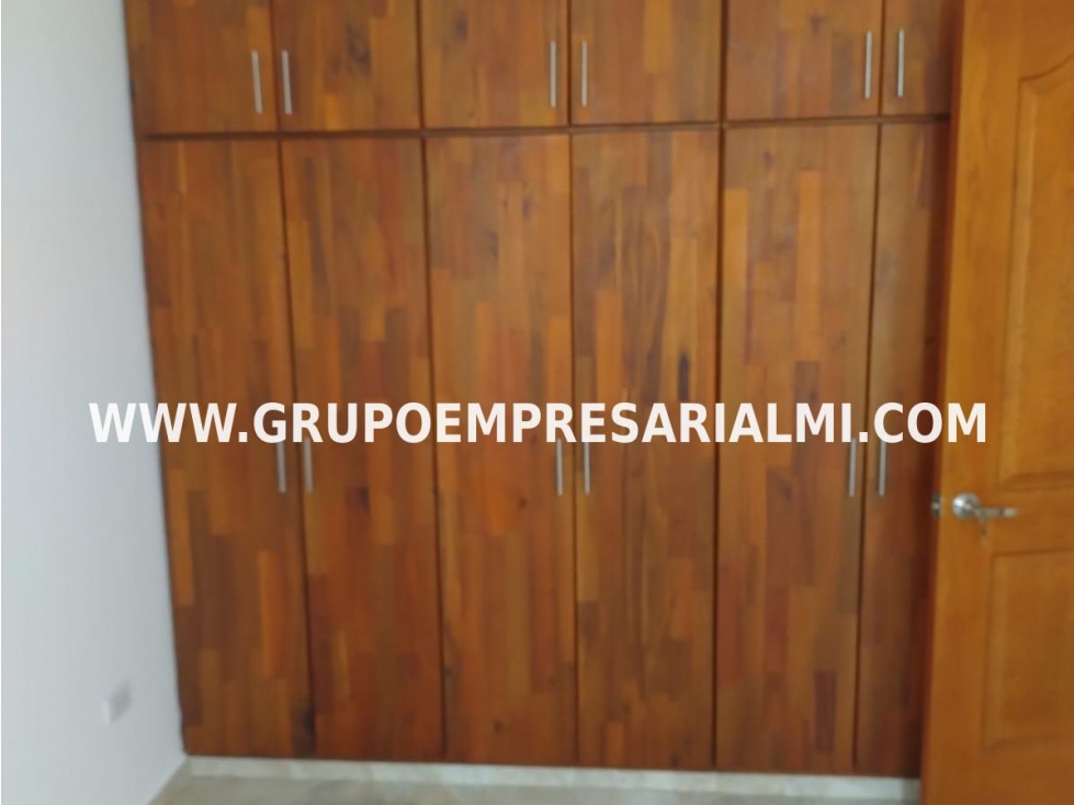 HERMOSO APARTAESTUDIO EN ARRIENDO - SECTOR CALDAS COD: 31709 - 4