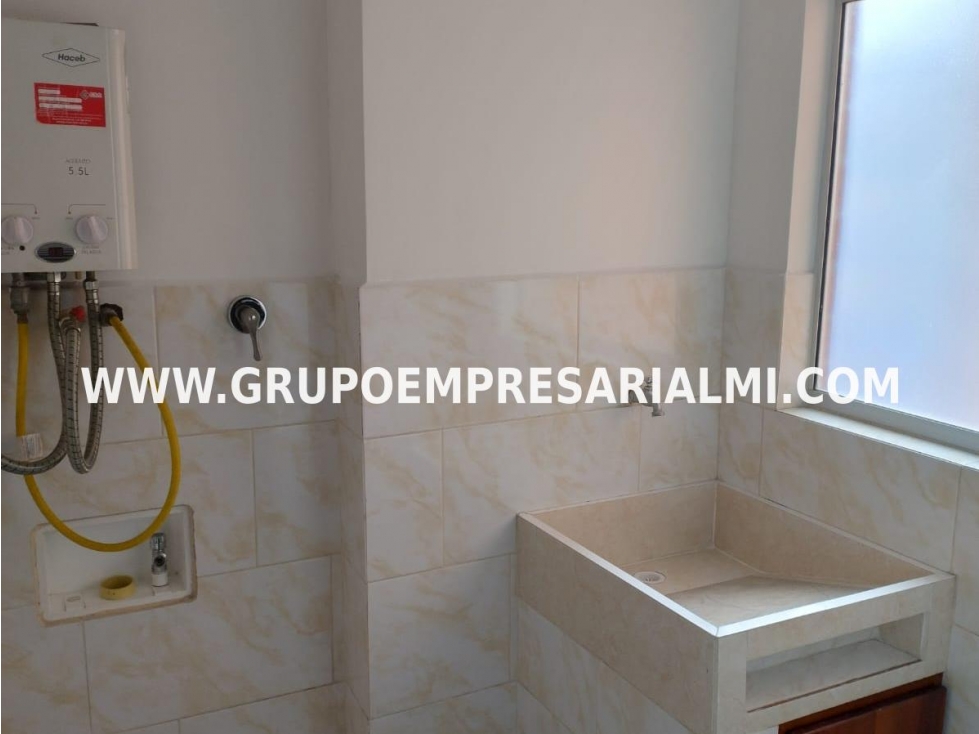 HERMOSO APARTAESTUDIO EN ARRIENDO - SECTOR CALDAS COD: 31709 - 5