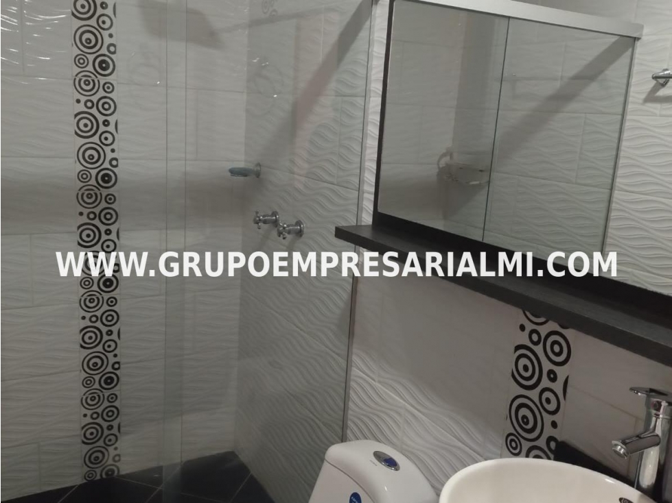 HERMOSO APARTAESTUDIO EN ARRIENDO - SECTOR CALDAS COD: 31709 - 6