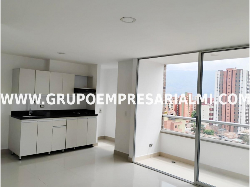 HERMOSO APARTAESTUDIO EN ARRIENDO - SECTOR LAURELES COD: 31734 — foto 2