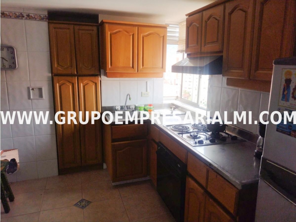 HERMOSO APARTAESTUDIO EN ARRIENDO - SECTOR LAURELES COD: 31954 — foto 3