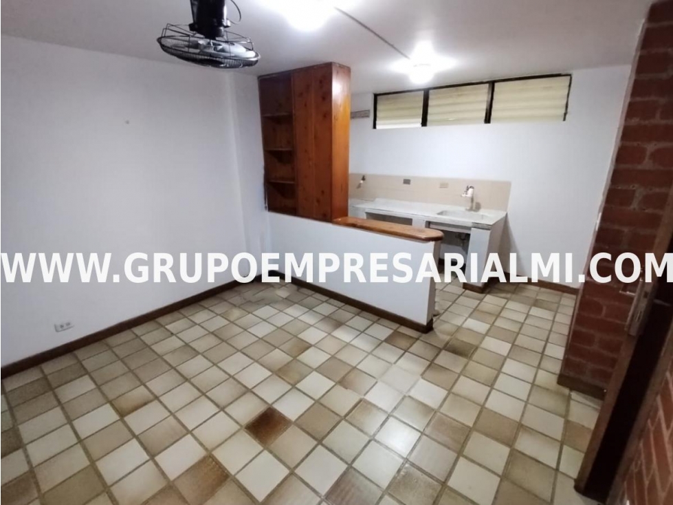 HERMOSO APARTAESTUDIO EN ARRIENDO - SECTOR CONQUISTADORES COD: 32576