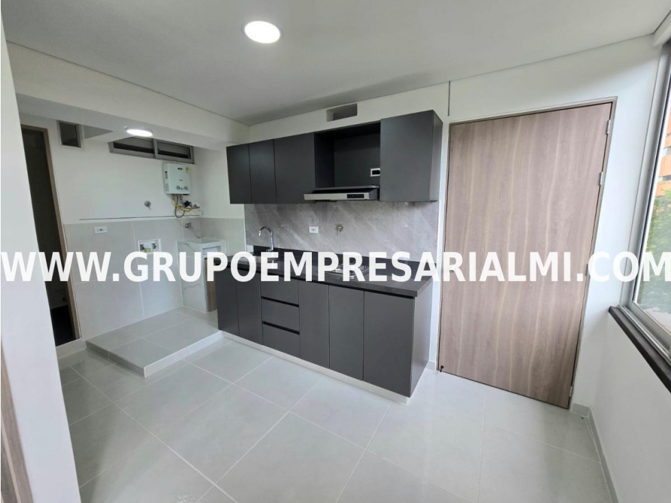 HERMOSO APARTAESTUDIO EN ARRIENDO - SECTOR NIQUIA COD: 33106 — foto 4