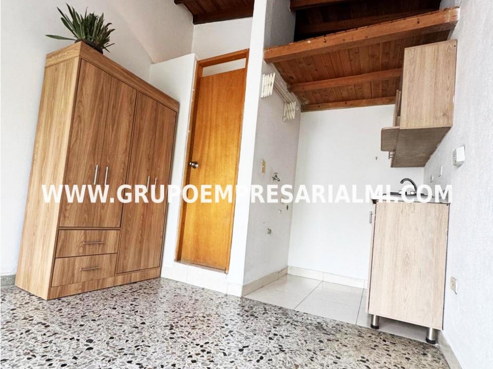 HERMOSO APARTAESUDIO EN ARRIENDO - SECTOR EL POBLADO COD: 34116 — foto 5