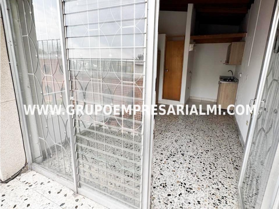 HERMOSO APARTAESUDIO EN ARRIENDO - SECTOR EL POBLADO COD: 34116 — foto 3
