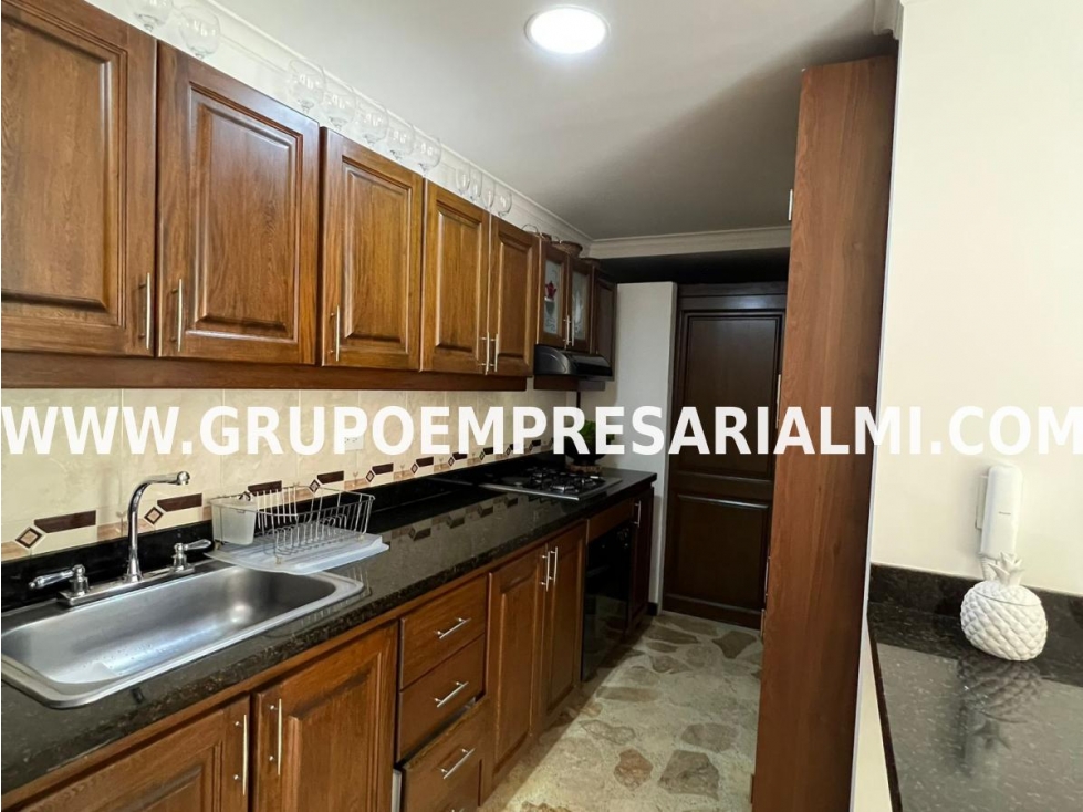 HERMOSO APARTAMENTO AMOBLADO EN ARRIENDO - SECTOR LAURELES COD: 30689 — foto 6