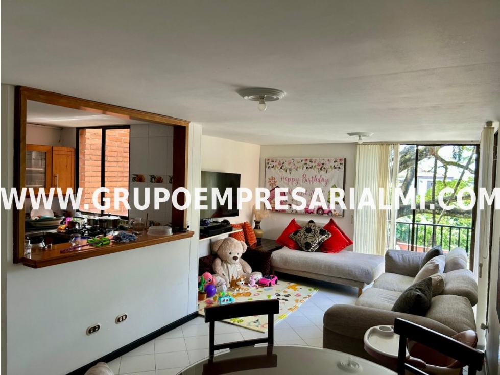 HERMOSO APARTAMENTO AMOBLADO EN ARRIENDO - SECTOR MESA COD: 32423