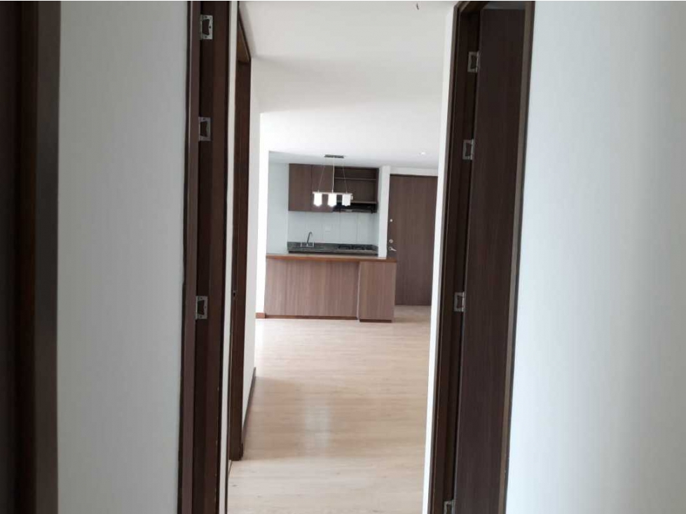 *HERMOSO APARTAMENTO CAMINO VERDE ENVIGADO — foto 3