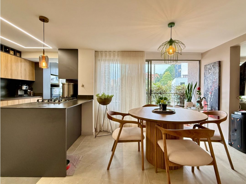 Hermoso apartamento completamente remodelado en los Balsos — foto 4
