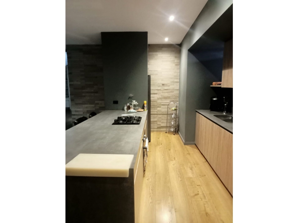Hermoso apartamento con gran terraza edificio moderno en el Campestre. — foto 4