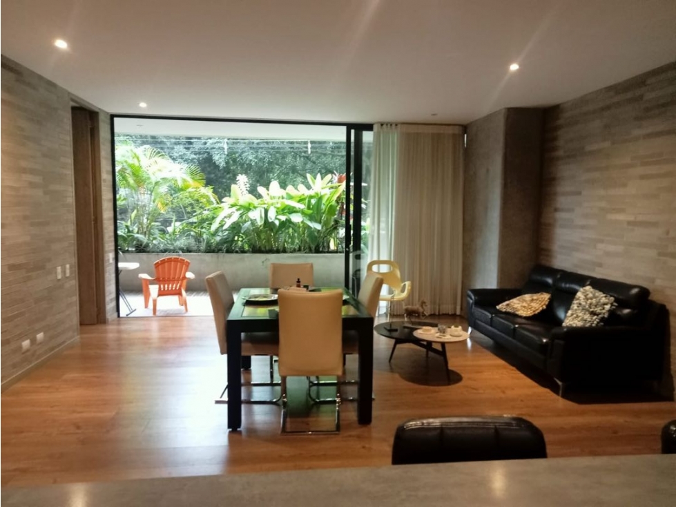 Hermoso apartamento con gran terraza edificio moderno en el Campestre.