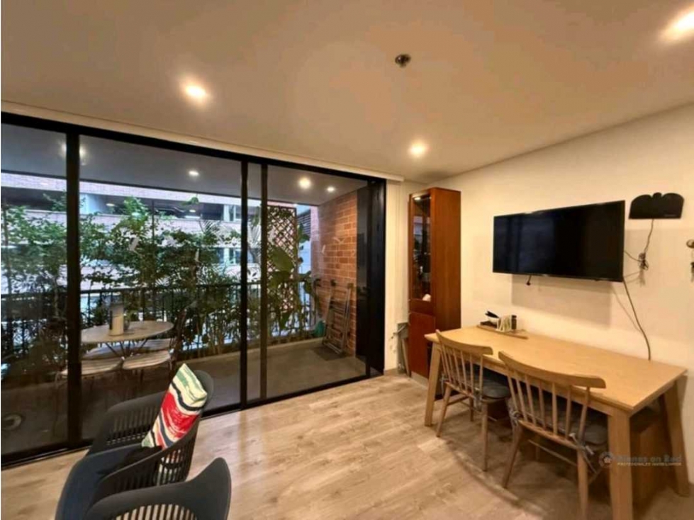 HERMOSO APARTAMENTO CON LA FRONTERA CON VISTA VERDE/POBLADO — foto 6
