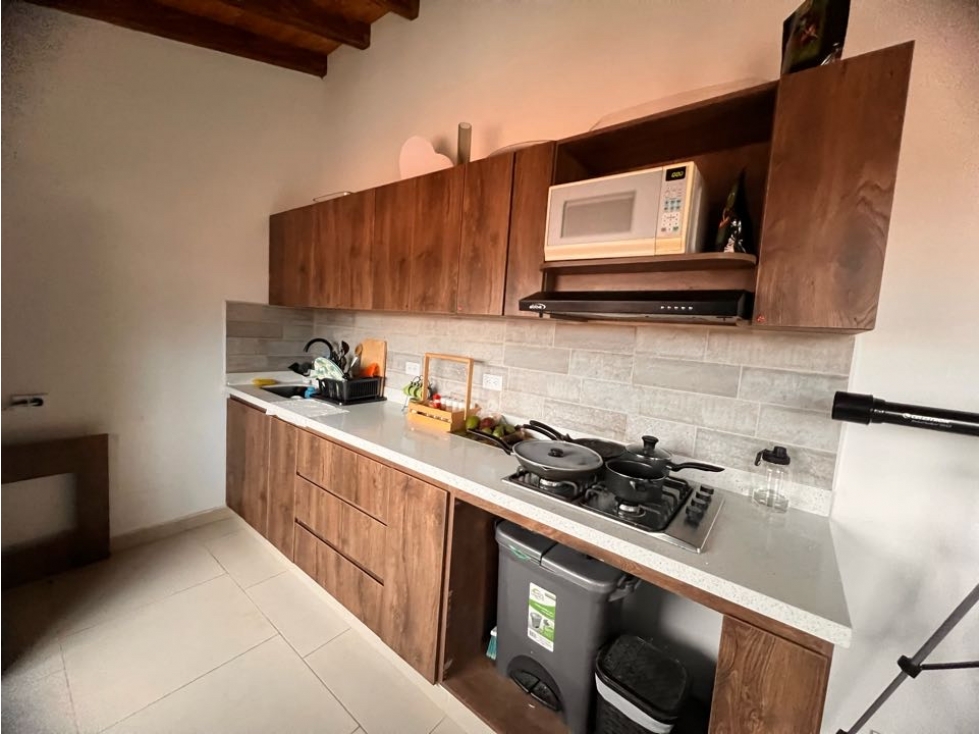 HERMOSO APARTAMENTO CON MANSARDA EN VENTA EN CUARTO PISO - LINDA VISTA — foto 4