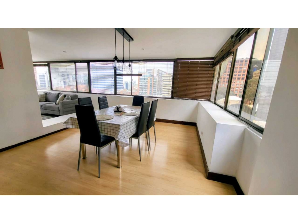 Venta hermoso apartamento con terraza Quinta Camacho, Bogotá