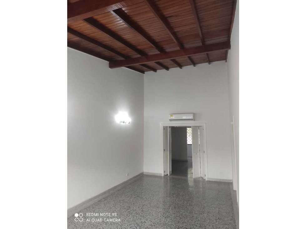 Hermoso apartamento de 3 cuartos cerca CC viva — foto 4