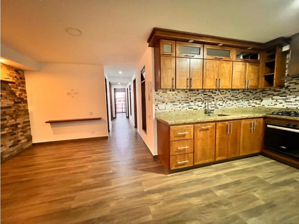 HERMOSO APARTAMENTO DE LUJO EN VENTA EN UNIDAD CERRADA -CARMEN VIBORAL