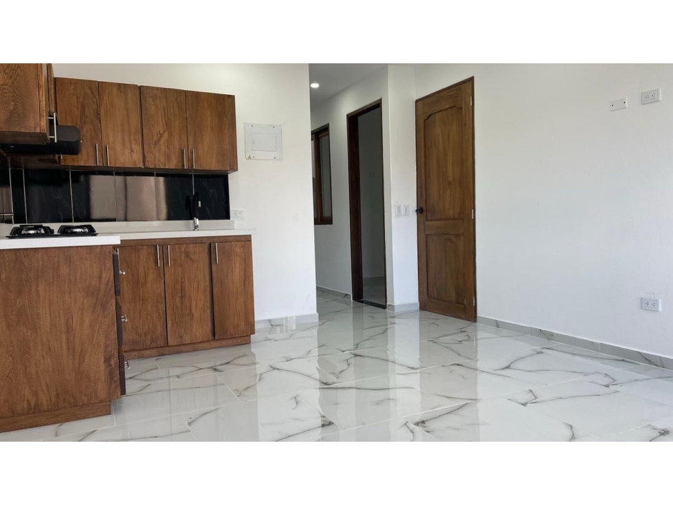 HERMOSO APARTAMENTO DE OPORTUNIDAD EN SEGUNDO PISO ~ CAMPO ALEGRE. — foto 2