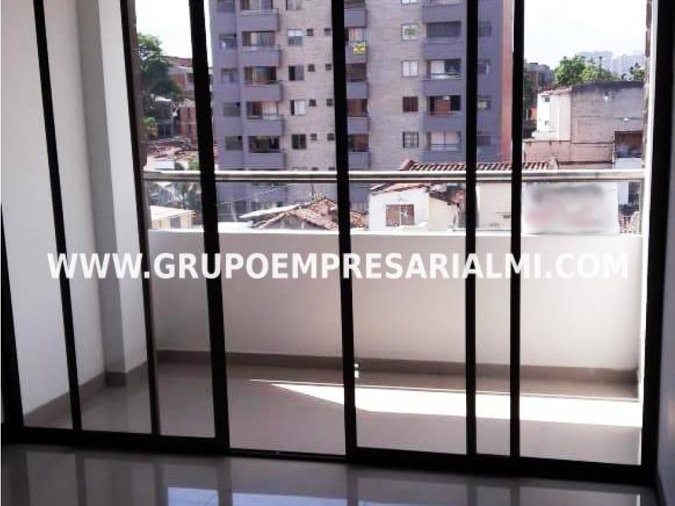 HERMOSO APARTAMENTO DÚPLEX EN VENTA - SECTOR LAURELES COD: 32066 — foto 4