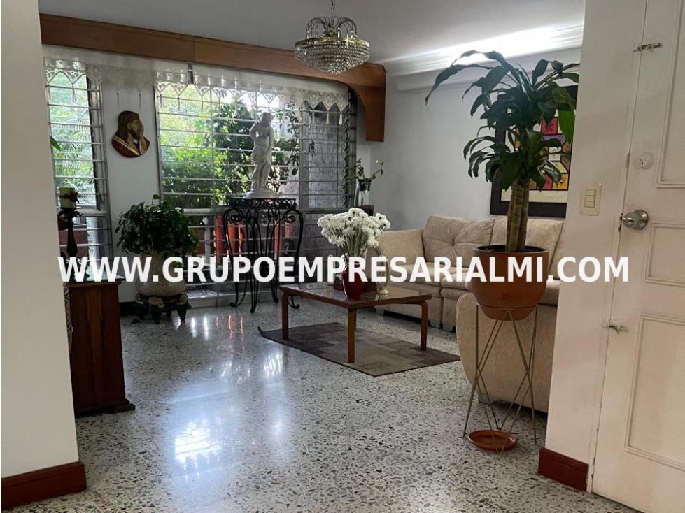 HERMOSO APARTAMENTO DÚPLEX EN VENTA - SECTOR LAURELES COD: 32277