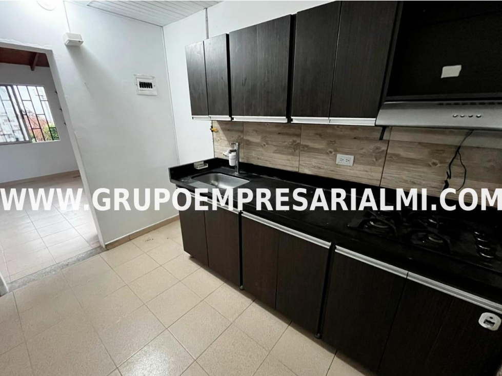 HERMOSO APARTAMENTO DÚPLEX EN VENTA - SECTOR AURES COD: 33706 — foto 2