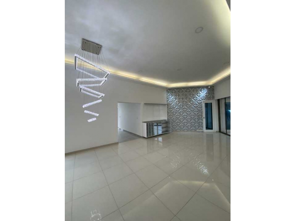 HERMOSO APARTAMENTO DUPLEX PARA ALQUILER EN EL INGENIO - 1
