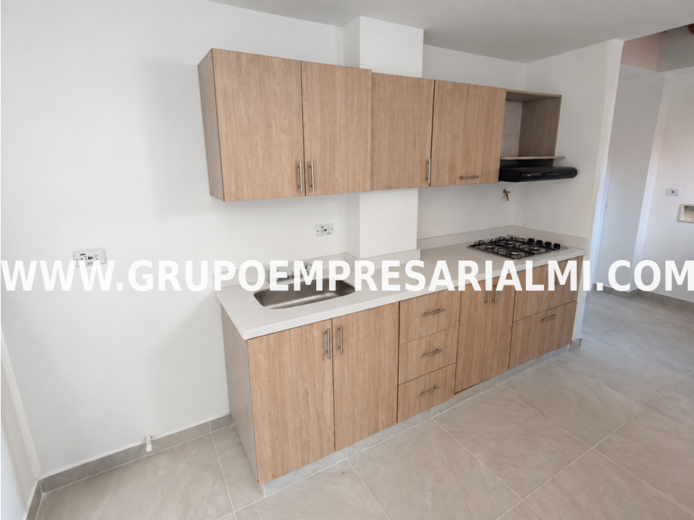 HERMOSO APARTAMENTO EN ARRIENDO - SECTOR SAN BERNARDO COD: 34094 — foto 3
