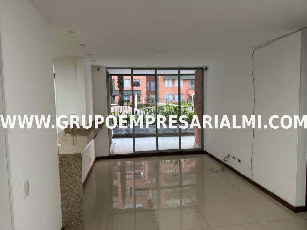 HERMOSO APARTAMENTO EN ARRIENDO - SECTOR POBLADO COD: 29461