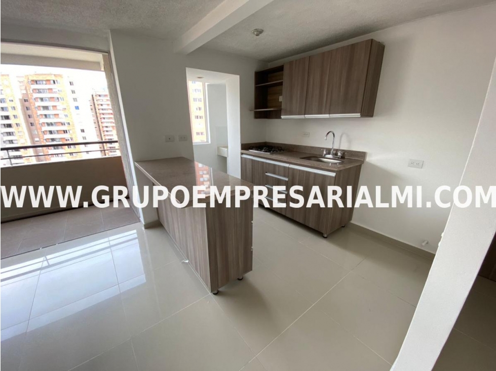 HERMOSO APARTAMENTO EN ARRIENDO - SECTOR SAN GERMÁN COD: 30387