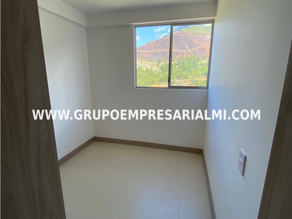 HERMOSO APARTAMENTO EN ARRIENDO - SECTOR NIQUIA COD: 30639 — foto 4