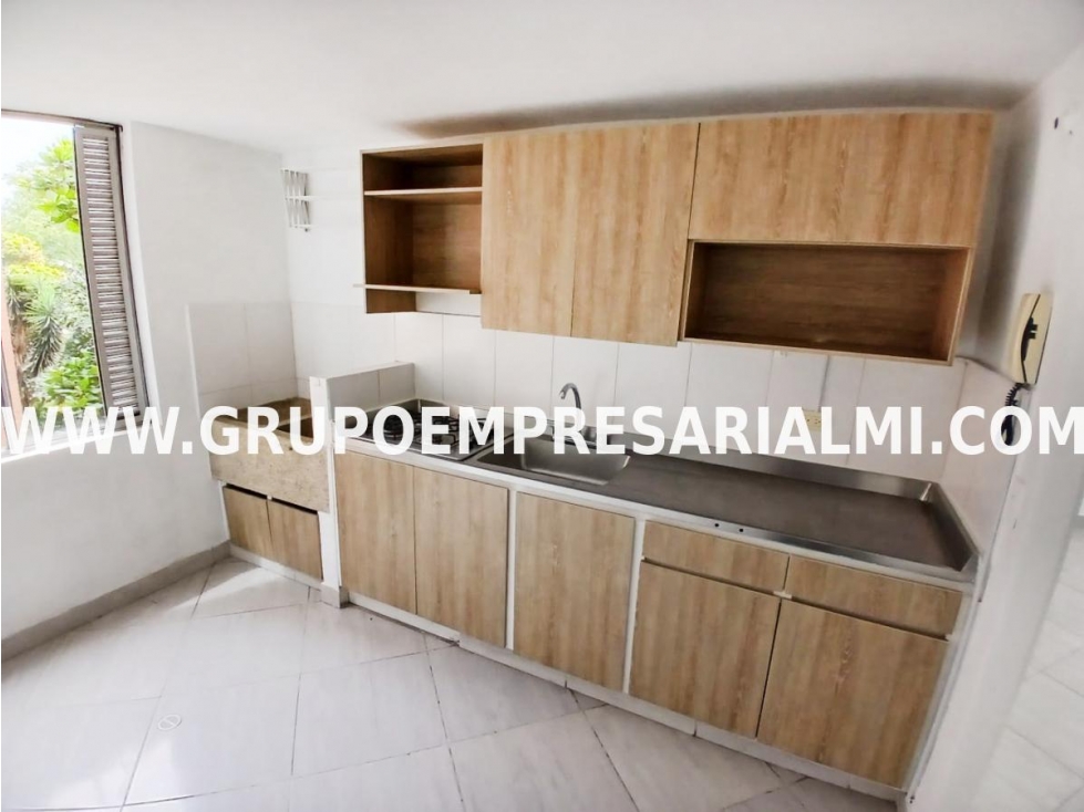 HERMOSO APARTAMENTO EN ARRIENDO - SECTOR LA PALMA COD: 30866 — foto 5
