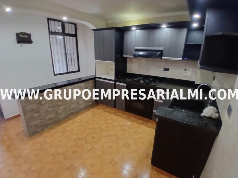 HERMOSO APARTAMENTO EN ARRIENDO - SECTOR CRISTOBAL COD: 30874 — foto 4