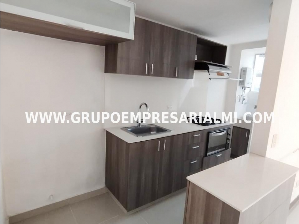 HERMOSO APARTAMENTO EN ARRIENDO - SECTOR MARÍA AUXILIADORA COD: 30902 — foto 2