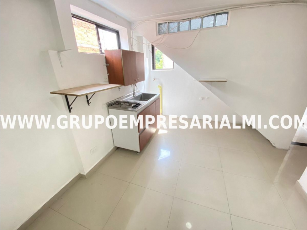 HERMOSO APARTAMENTO EN ARRIENDO - SECTOR SIMÓN BOLÍVAR COD: 30682