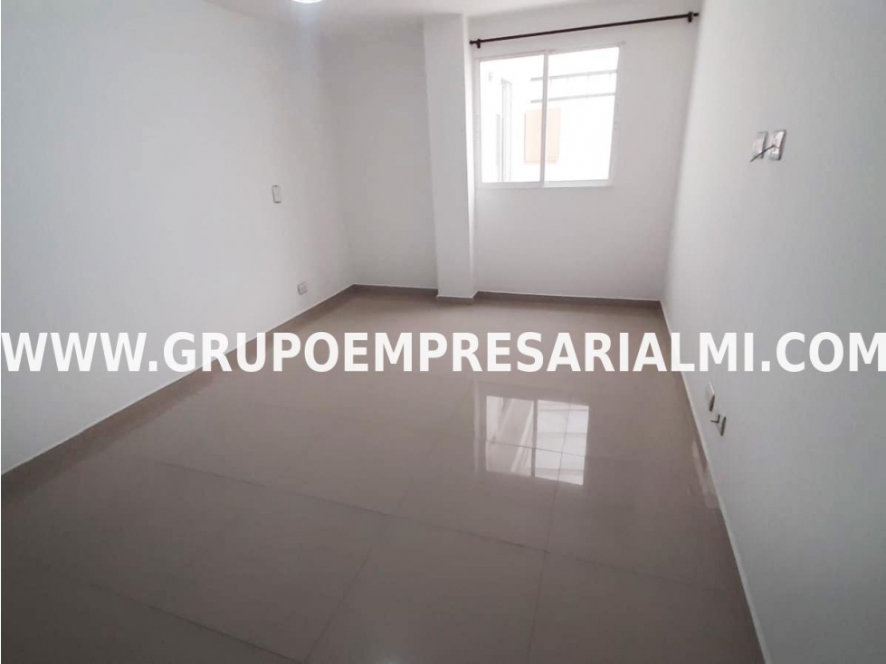 HERMOSO APARTAMENTO EN ARRIENDO - SECTOR LA CASTELLANA COD: 30906 — foto 4