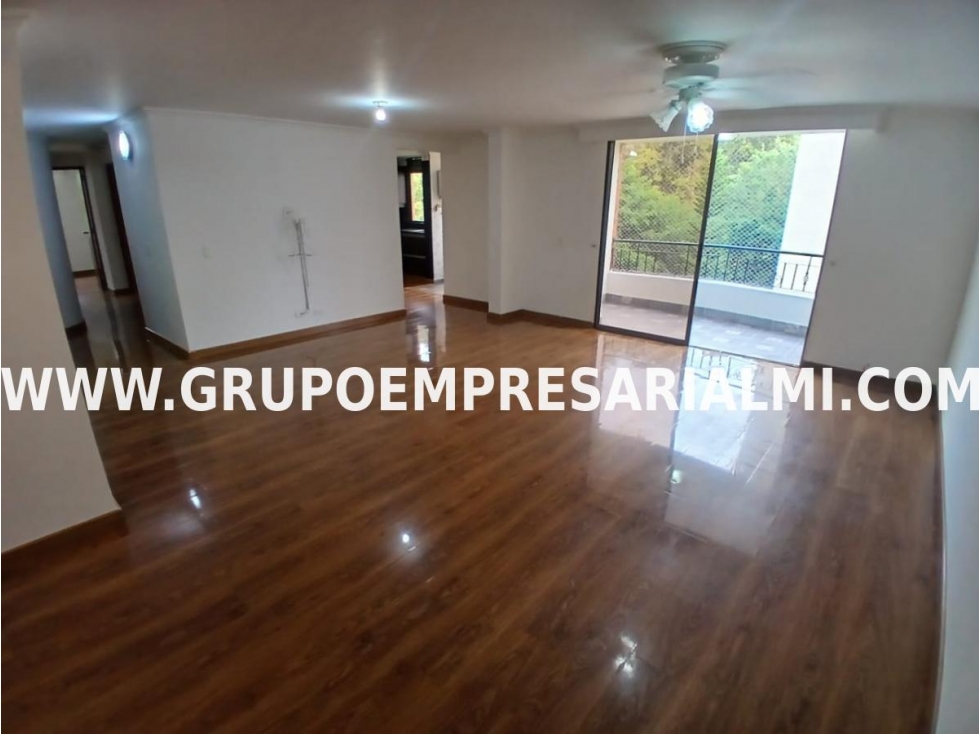 HERMOSO APARTAMENTO EN ARRIENDO - SECTOR LA ABADÍA COD: 30934 — foto 3