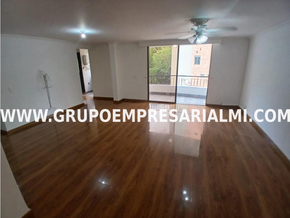 HERMOSO APARTAMENTO EN ARRIENDO - SECTOR LA ABADÍA COD: 30934 — foto 6