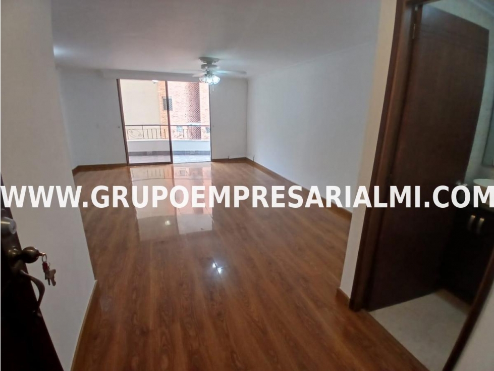 HERMOSO APARTAMENTO EN ARRIENDO - SECTOR LA ABADÍA COD: 30934 — foto 2