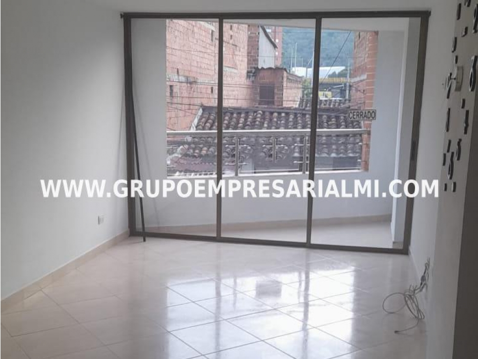 HERMOSO APARTAMENTO EN ARRIENDO - SECTOR EL CARMELO COD: 30755
