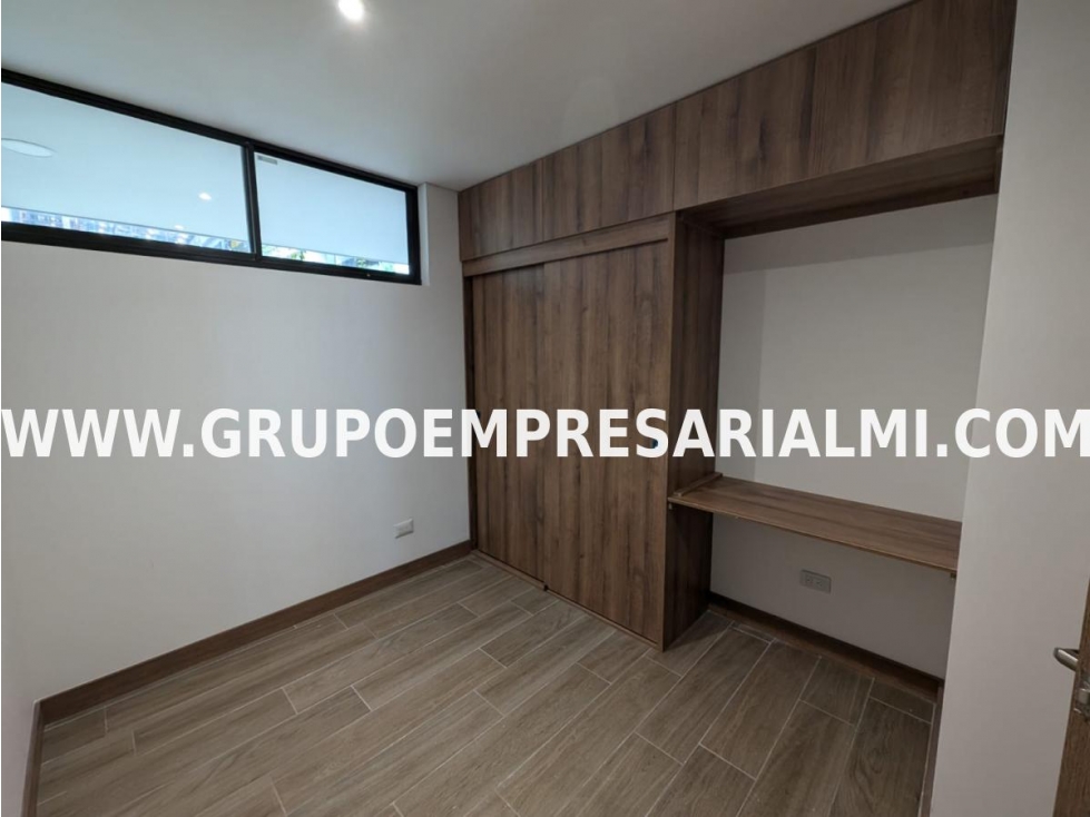 HERMOSO APARTAMENTO EN ARRIENDO - SECTOR EL POBLADO COD: 30799 — foto 6