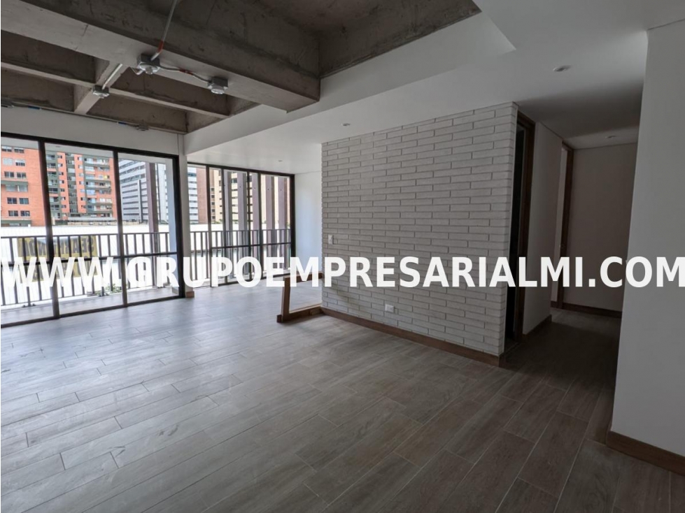 HERMOSO APARTAMENTO EN ARRIENDO - SECTOR EL POBLADO COD: 30799 — foto 2