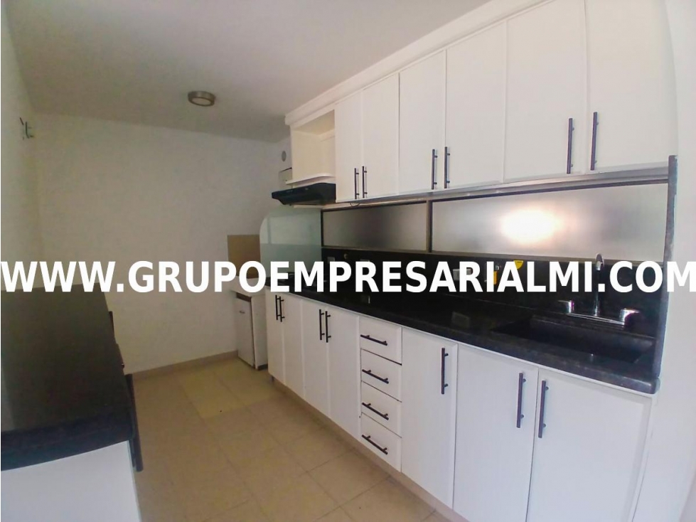 HERMOSO APARTAMENTO EN ARRIENDO - SECTOR LOMA DEL BARRO COD: 31204 — foto 3