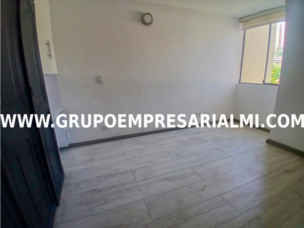 HERMOSO APARTAMENTO EN ARRIENDO - SECTOR LOMA DEL BARRO COD: 31204 — foto 6