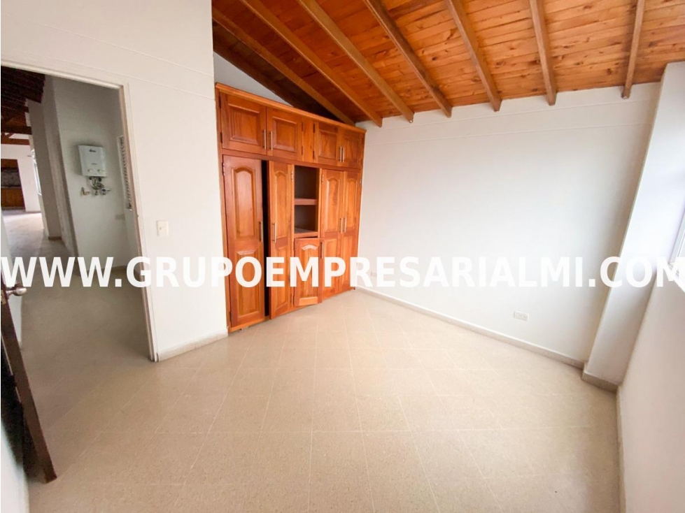 HERMOSO APARTAMENTO EN ARRIENDO - SECTOR LA AMÉRICA COD: 31462 — foto 4