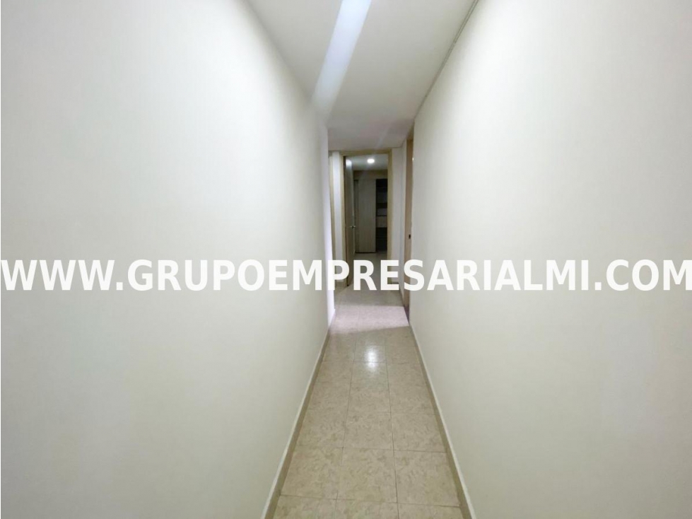 HERMOSO APARTAMENTO EN ARRIENDO - SECTOR LAURELES COD: 25647 — foto 5