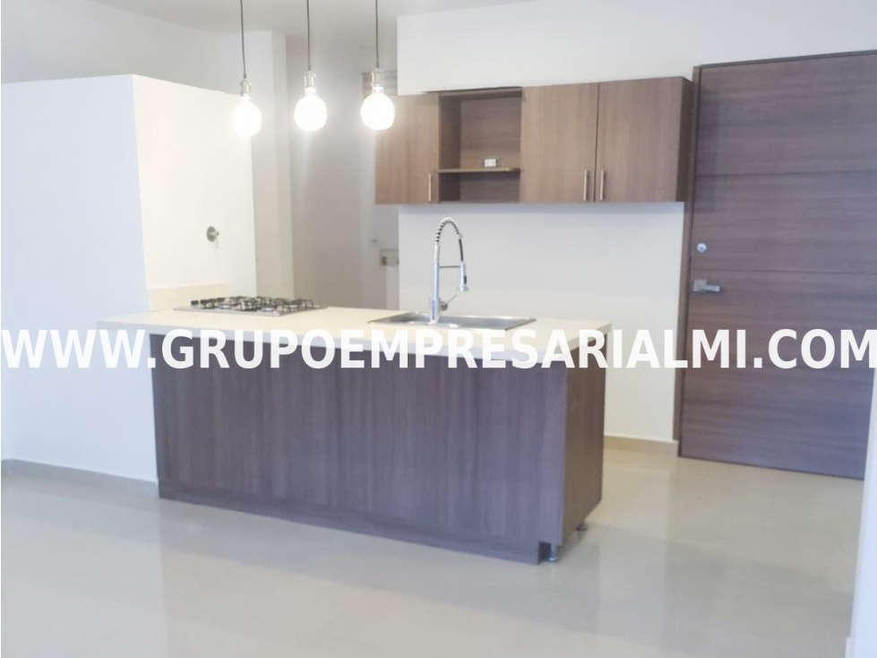 HERMOSO APARTAMENTO EN ARRIENDO - SECTOR LA CASTELLANA COD: 31593