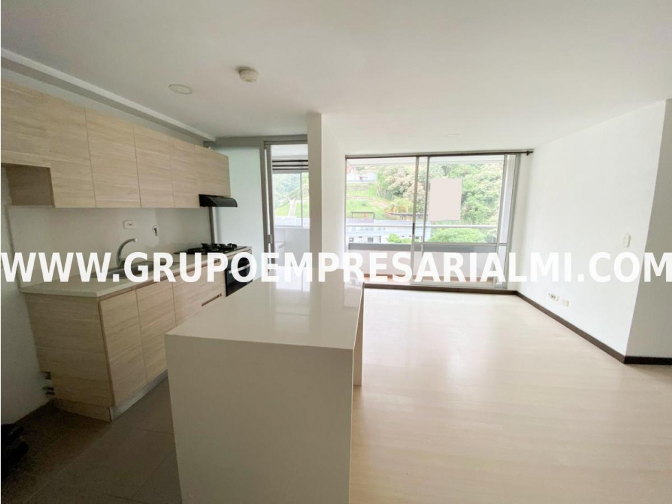 HERMOSO APARTAMENTO EN ARRIENDO - SECTOR LAS ANTILLAS COD: 31586